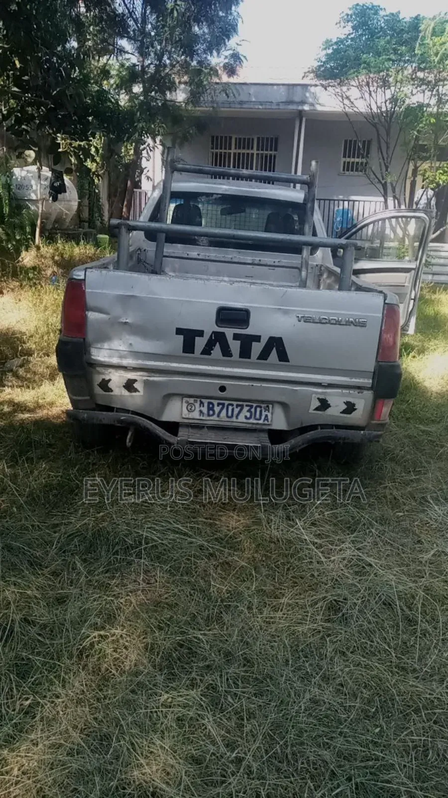Tata Xenon 2011 Silver