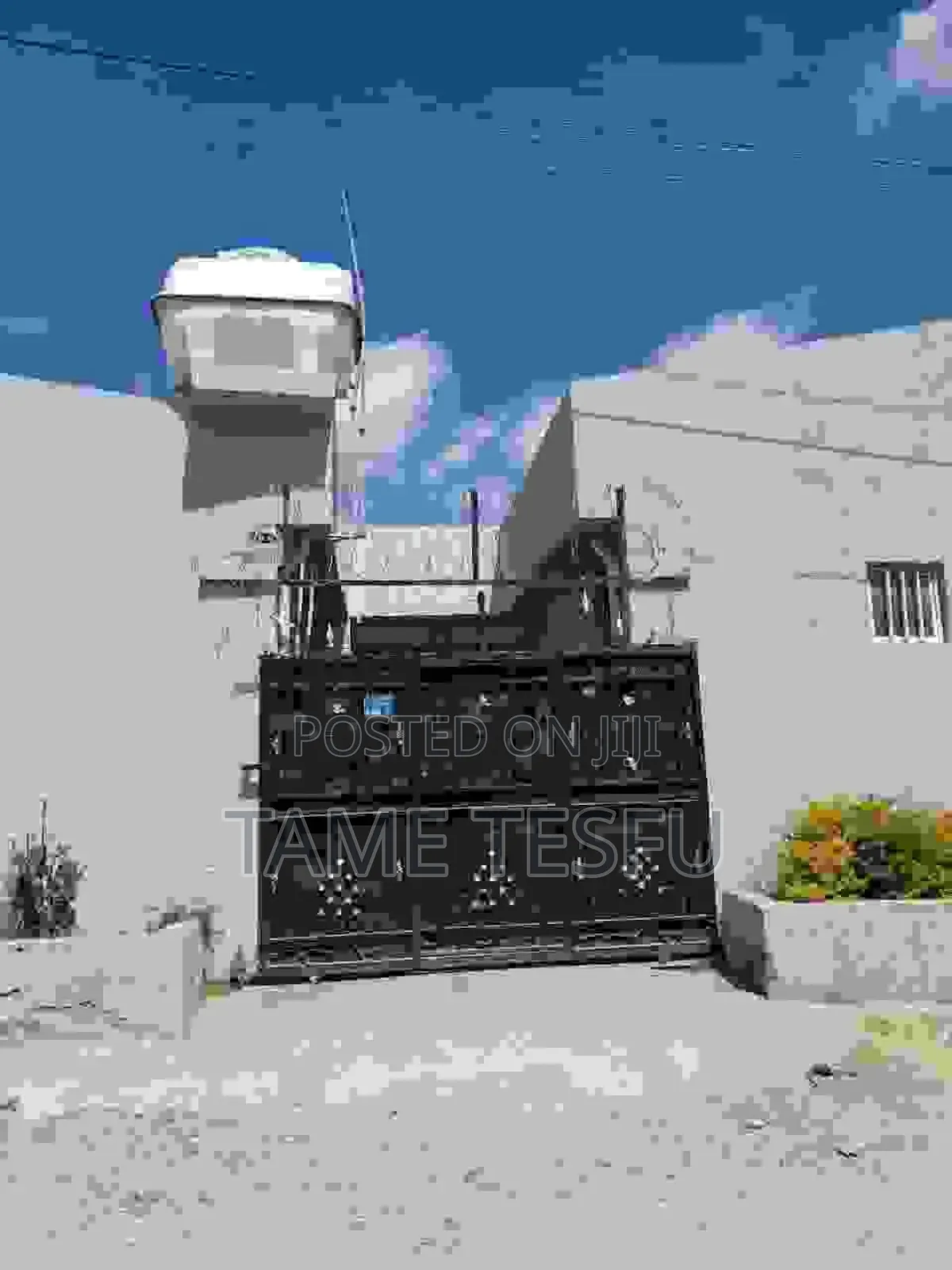 2bdrm House in ሀያት, Bole for sale