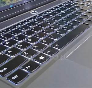 New Laptop Lenovo LOQ 15ARP9 16GB AMD Ryzen 7 SSD 512GB