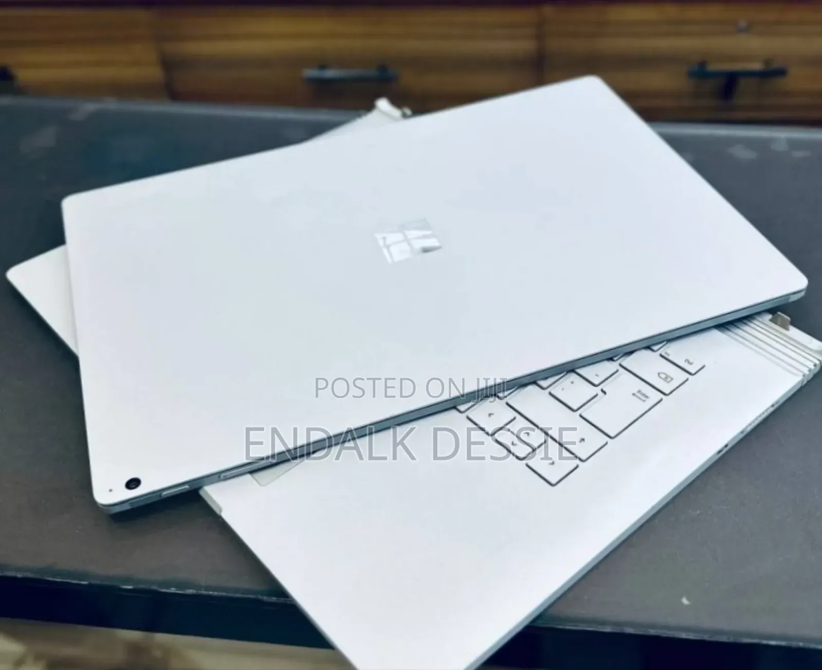 New Laptop Microsoft Surface 16GB Intel Core I7 SSD 256GB