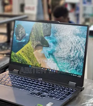 New Laptop Lenovo LOQ 15ARP9 16GB AMD Ryzen 7 SSD 1T