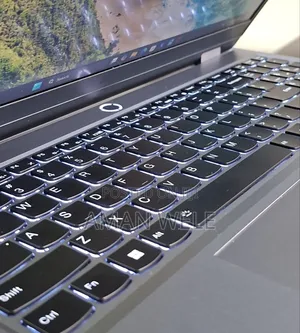 New Laptop Lenovo LOQ 15ARP9 16GB AMD Ryzen 7 SSD 1T