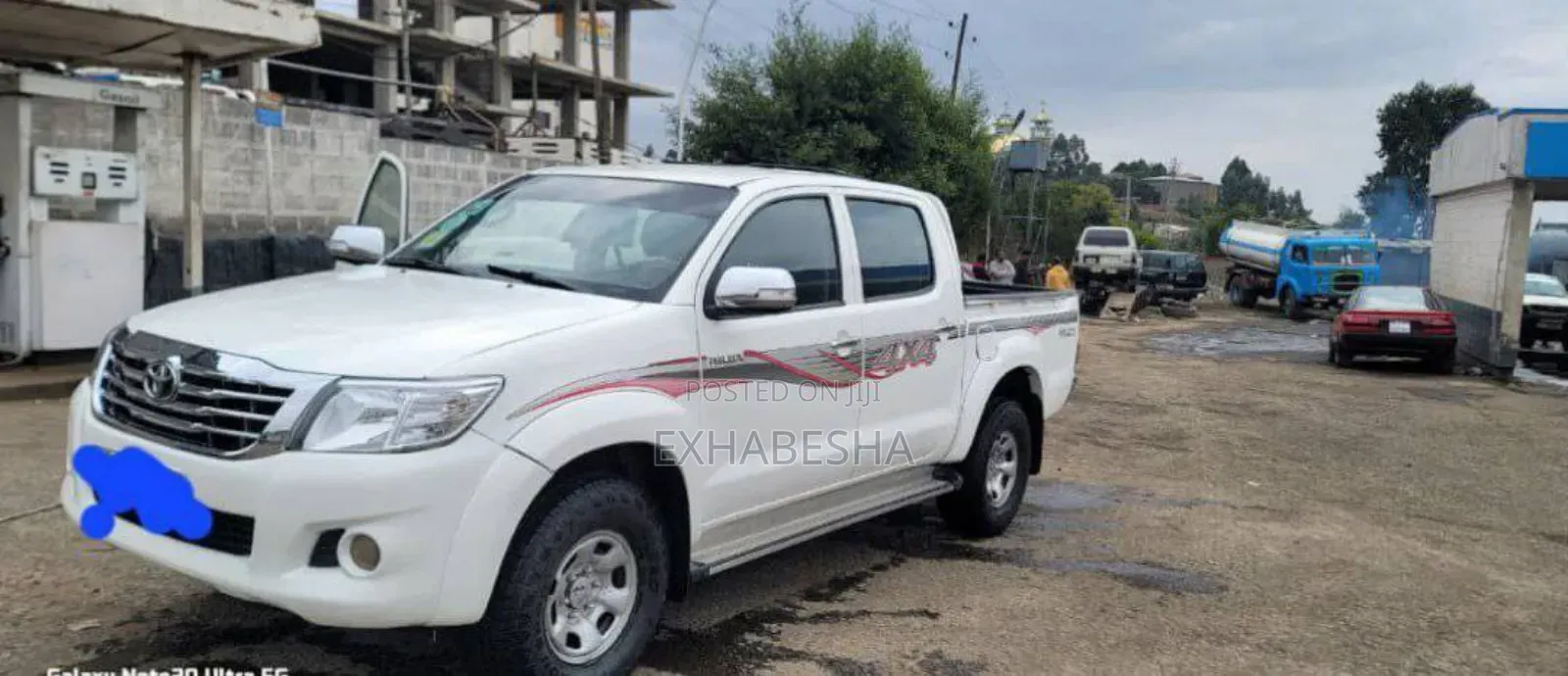 Toyota Hilux 2.5 D-4D SRX 2012 White
