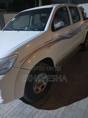 Toyota Hilux 2.5 D-4D SRX 2012 White