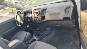 Toyota Hilux 2.5 D-4D SRX 2012 White