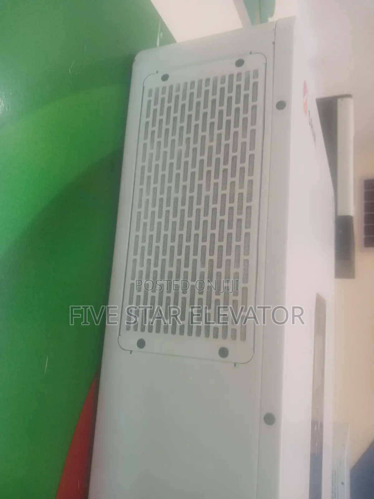 ከፍተኛ አቅም ያለው ባለ 10kw Srne ሃይብሪድ የሶላር ሲስተም