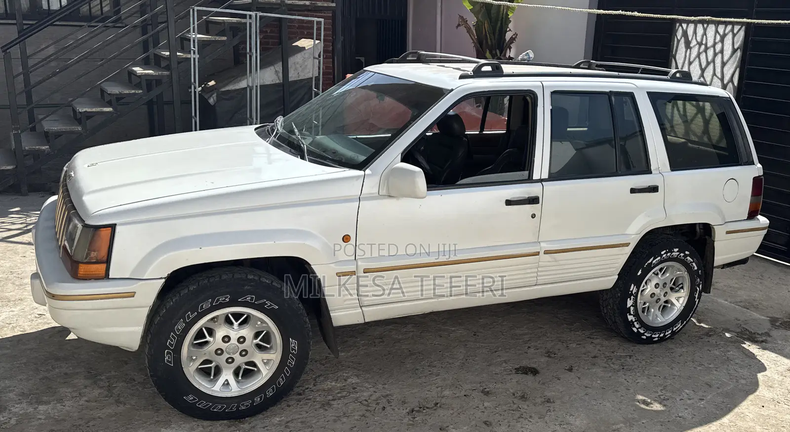 Jeep Grand Cherokee 2000 White