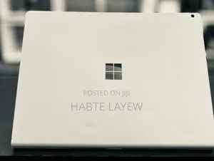 New Laptop Microsoft Surface 16GB Intel Core I7 SSD 256GB