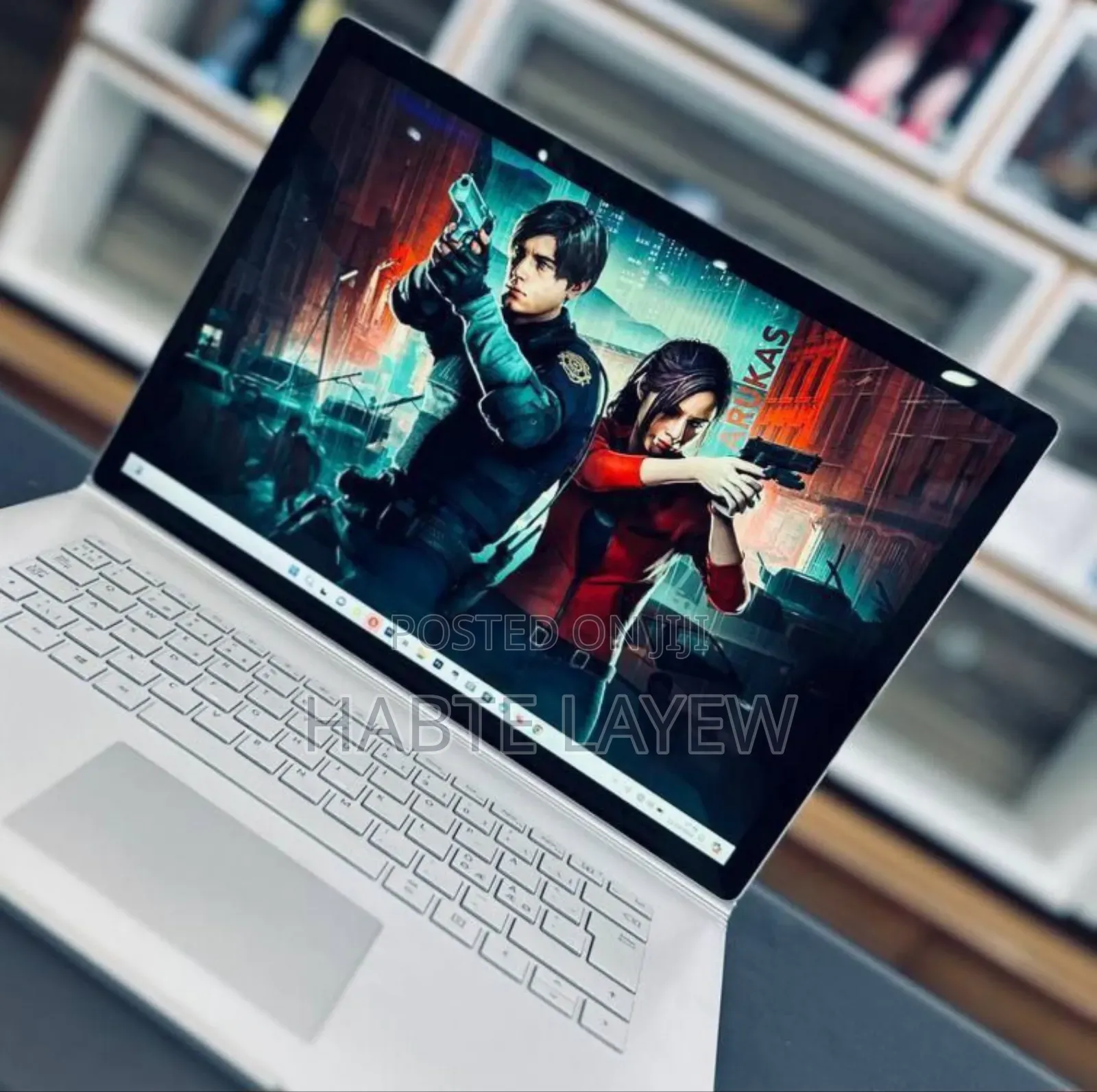 New Laptop Microsoft Surface 16GB Intel Core I7 SSD 256GB