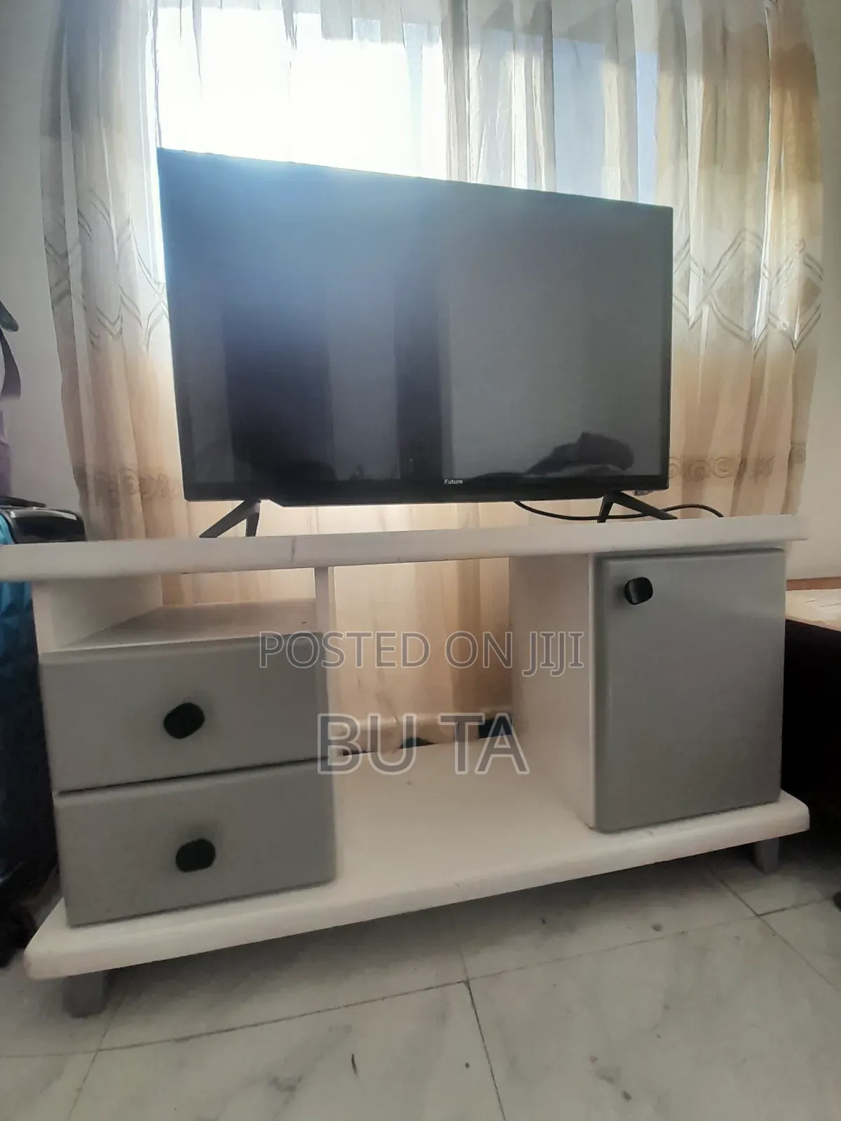 Tv Stand ቲቪ ማስቀመጫ