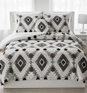 ለስላሳ እና ጥሩ ሙቀት የሚሰጥ (Comforter)