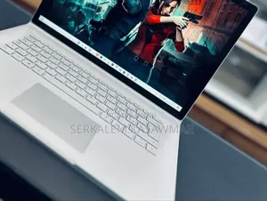 New Laptop Microsoft Surface Book 2 16GB Intel Core I7 SSD 256GB