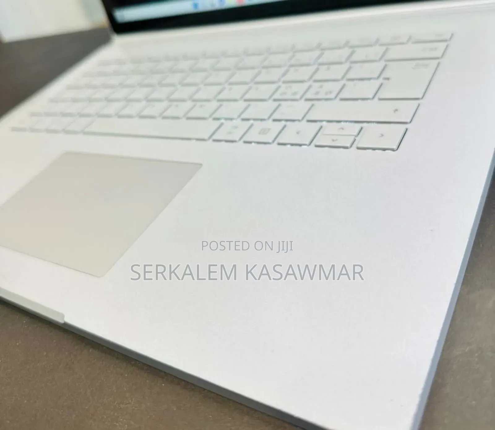 New Laptop Microsoft Surface Book 2 16GB Intel Core I7 SSD 256GB