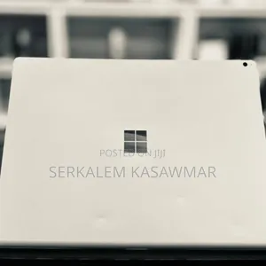 New Laptop Microsoft Surface Book 2 16GB Intel Core I7 SSD 256GB