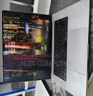 New Laptop Apple MacBook Pro 64GB Apple M1 Max SSD 1T