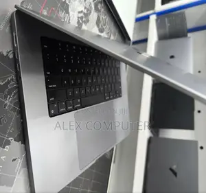 New Laptop Apple MacBook Pro 64GB Apple M1 Max SSD 1T