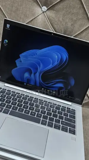 New Laptop HP EliteBook 840 G9 16GB Intel Core i5 SSD 512GB