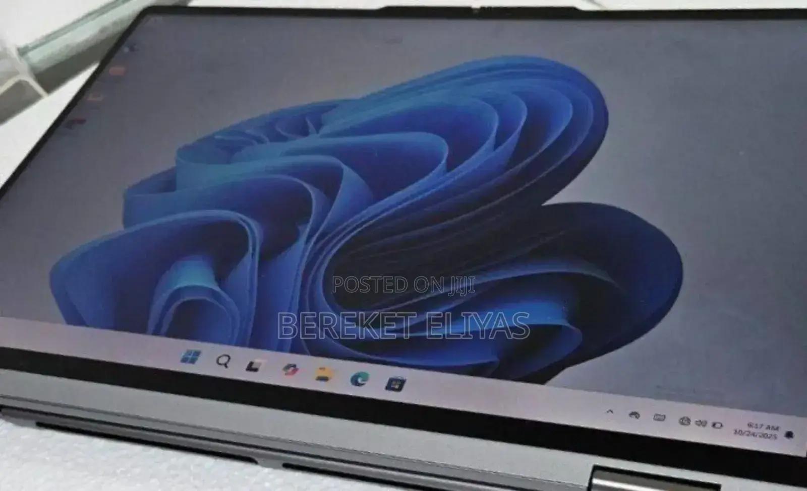 New Laptop Lenovo Yoga 7i 16GB Intel Core I7 SSD 512GB