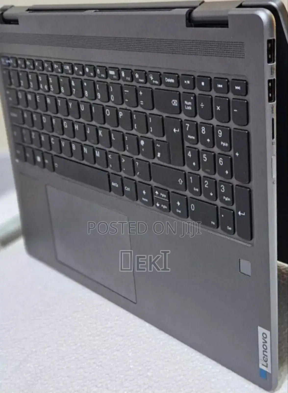 New Laptop Lenovo Yoga 7i 16GB Intel Core I7 SSD 512GB