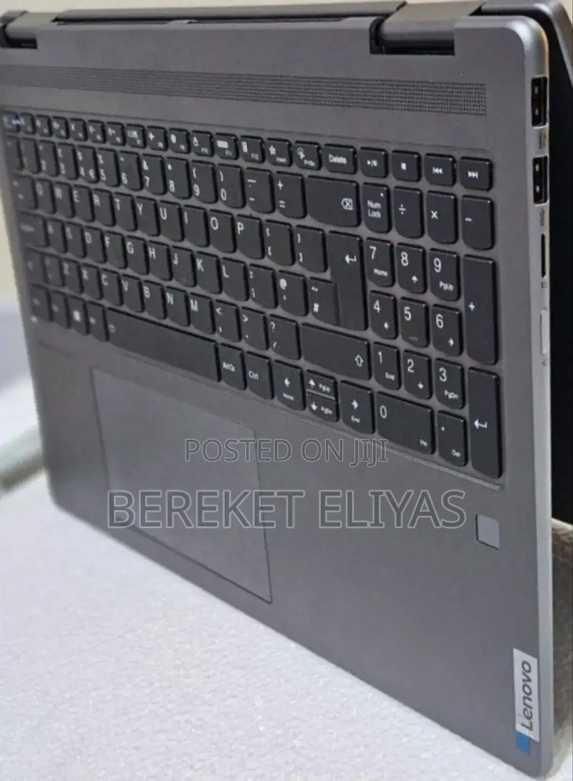 New Laptop Lenovo Yoga 7i 16GB Intel Core I7 SSD 512GB