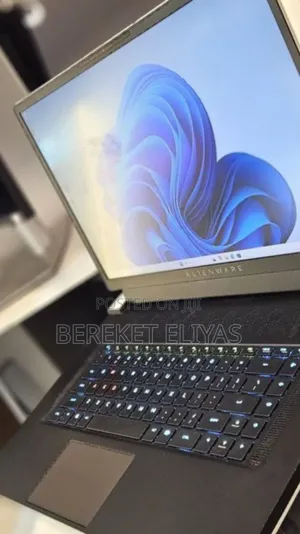 New Laptop Alienware M15 R3 32GB Intel Core I7 SSD 512GB