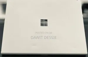 New Laptop Microsoft Surface 16GB Intel Core I7 SSD 256GB