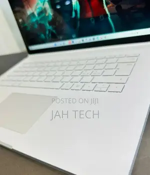 New Laptop Microsoft Surface 16GB Intel Core I7 SSD 256GB