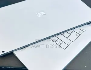 New Laptop Microsoft Surface 16GB Intel Core I7 SSD 256GB