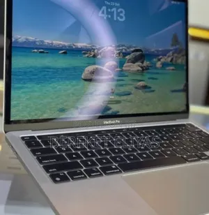 Photo - New Laptop Apple MacBook Pro M1 8GB Apple M1 Pro SSD 512GB