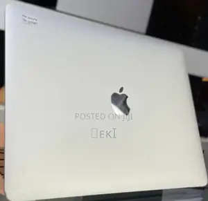 New Laptop Apple MacBook Pro M1 8GB Apple M1 Pro SSD 512GB