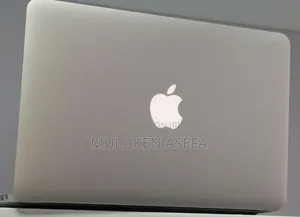 New Laptop Apple MacBook Air 2015 4GB Intel Core I5 SSD 128GB