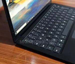 New Laptop Microsoft Surface Laptop 4 16GB Intel Core I7 SSD 512GB