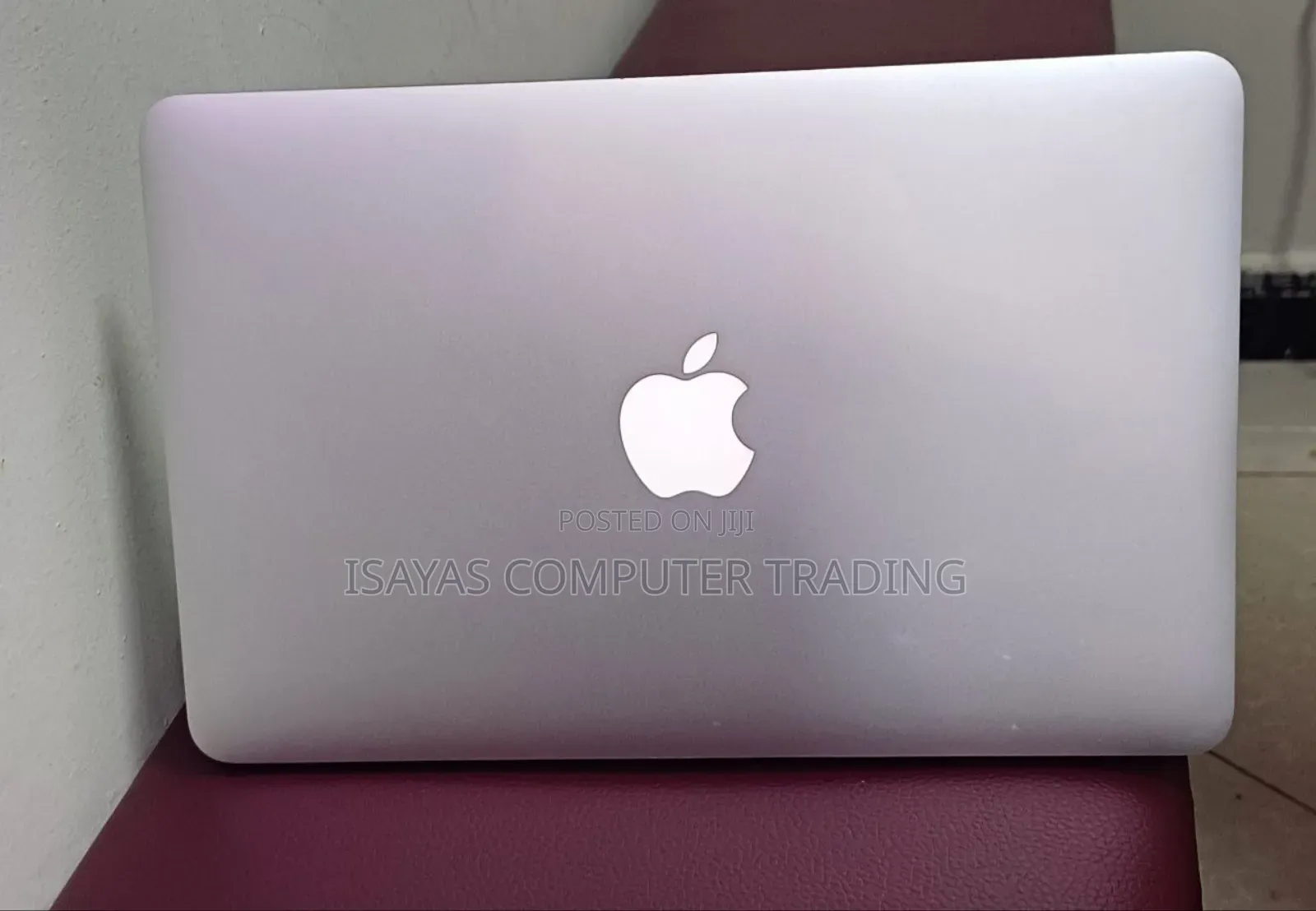 New Laptop Apple MacBook Air 2015 4GB Intel Core I5 SSD 128GB