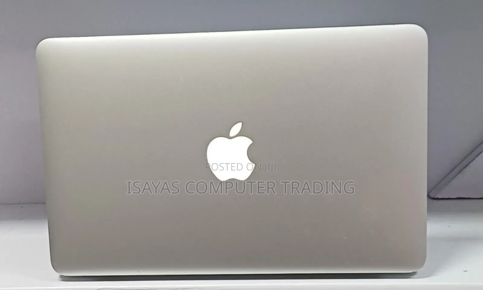New Laptop Apple MacBook Air 2015 4GB Intel Core I5 SSD 128GB