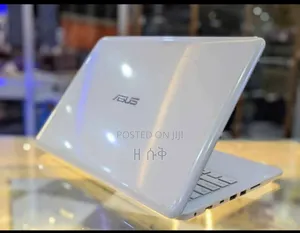 Laptop Asus A42DE 8GB Intel Core I5 SSD 128GB