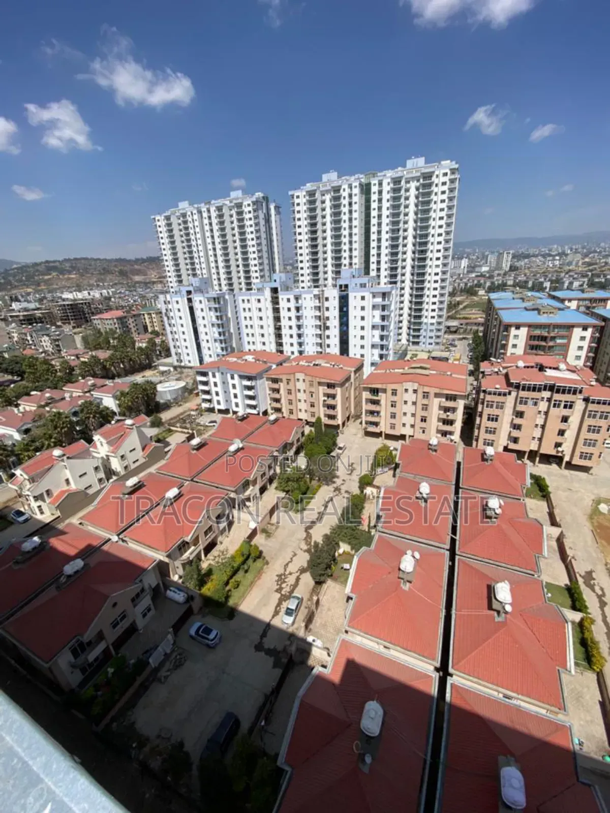 Furnished 3bdrm Apartment in ኣምደሁን ሪል ስቴት, Nifas Silk-Lafto for sale