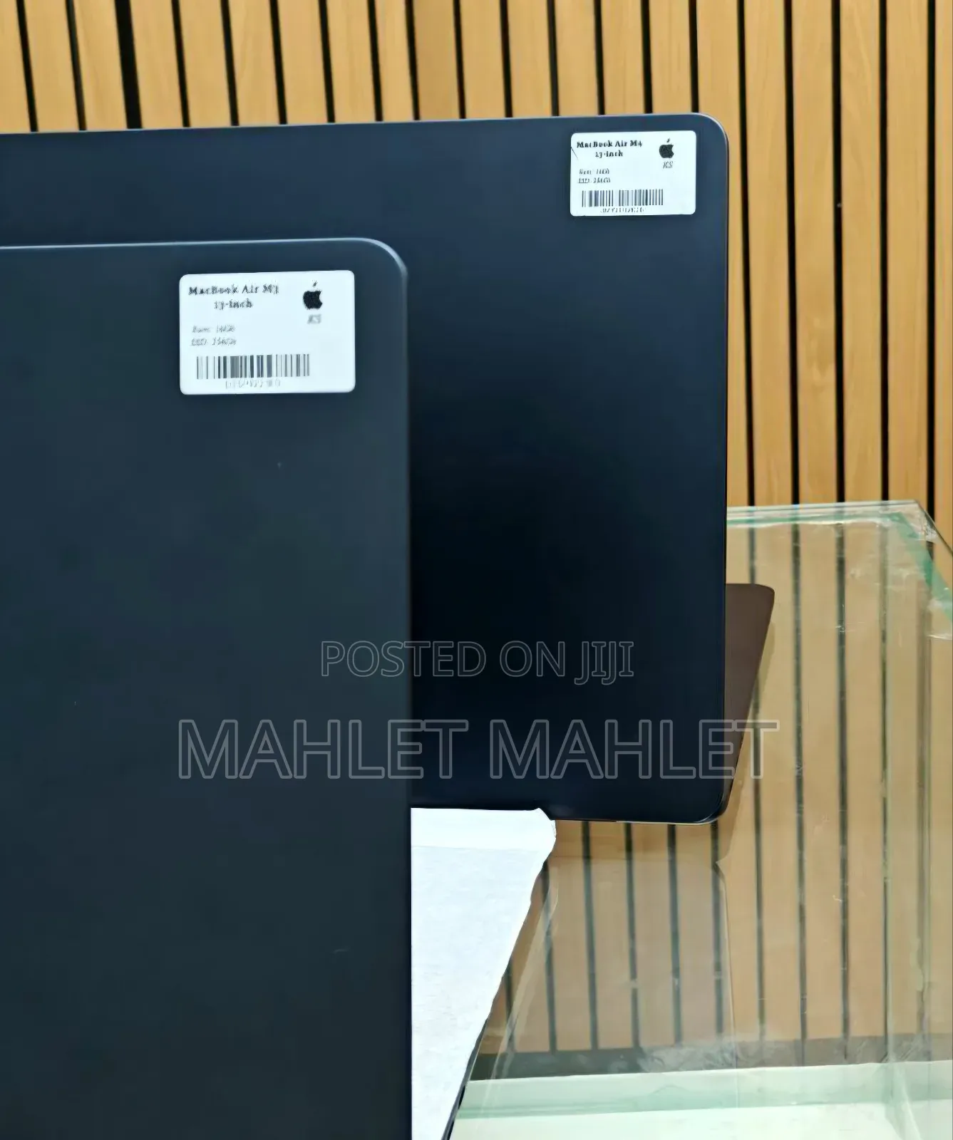 New Laptop Apple MacBook Air 2025 M4 13-Inch 16GB Apple M4 SSD 256GB