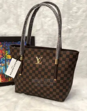 Photo - Louis Vuitton Ladies Hand Bag