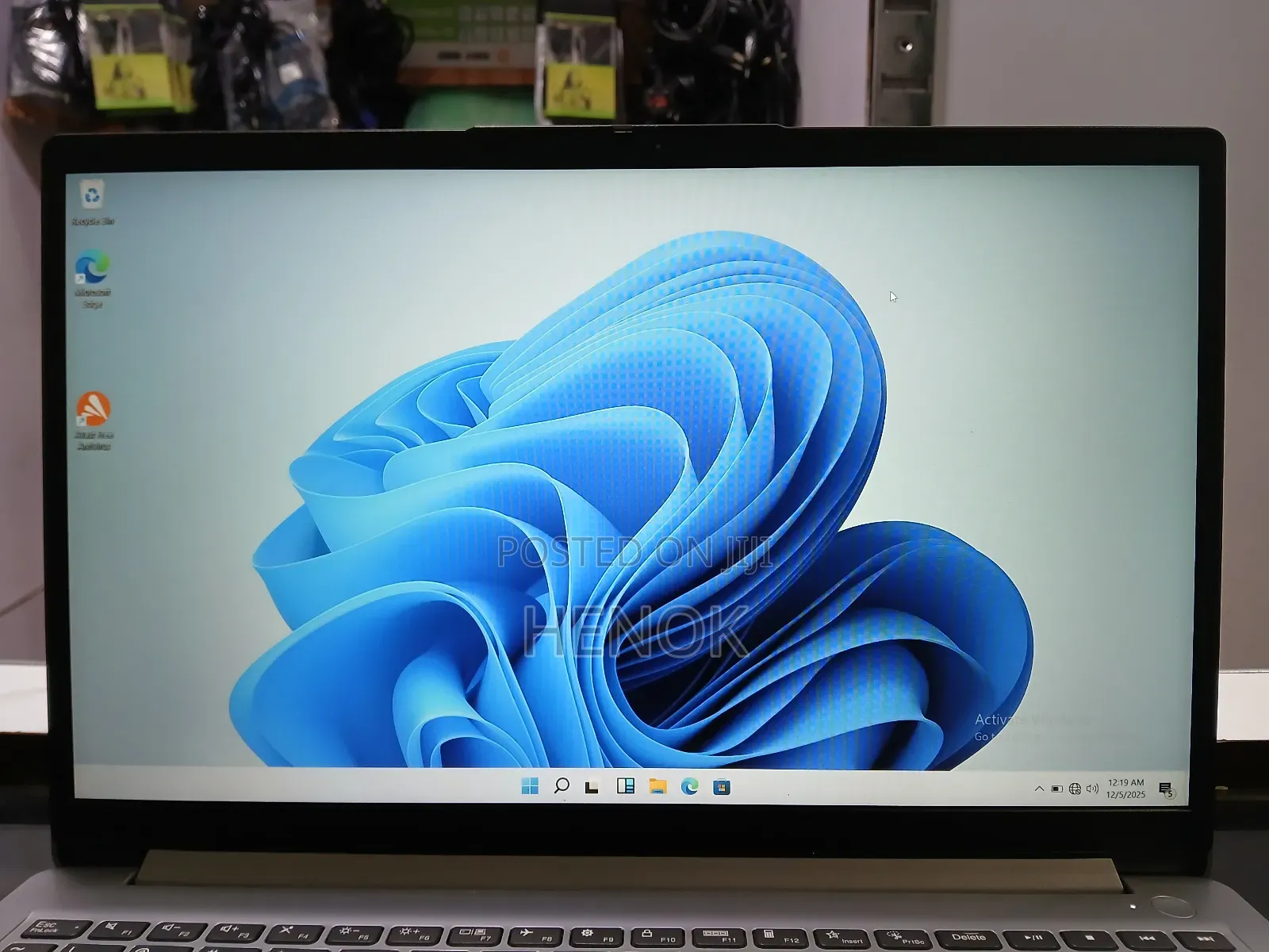 Laptop Lenovo 8GB AMD Ryzen 3 SSD 256GB