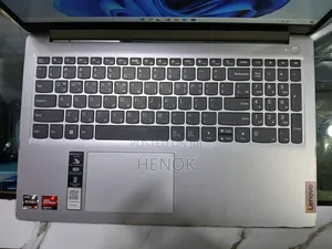 Laptop Lenovo 8GB AMD Ryzen 3 SSD 256GB