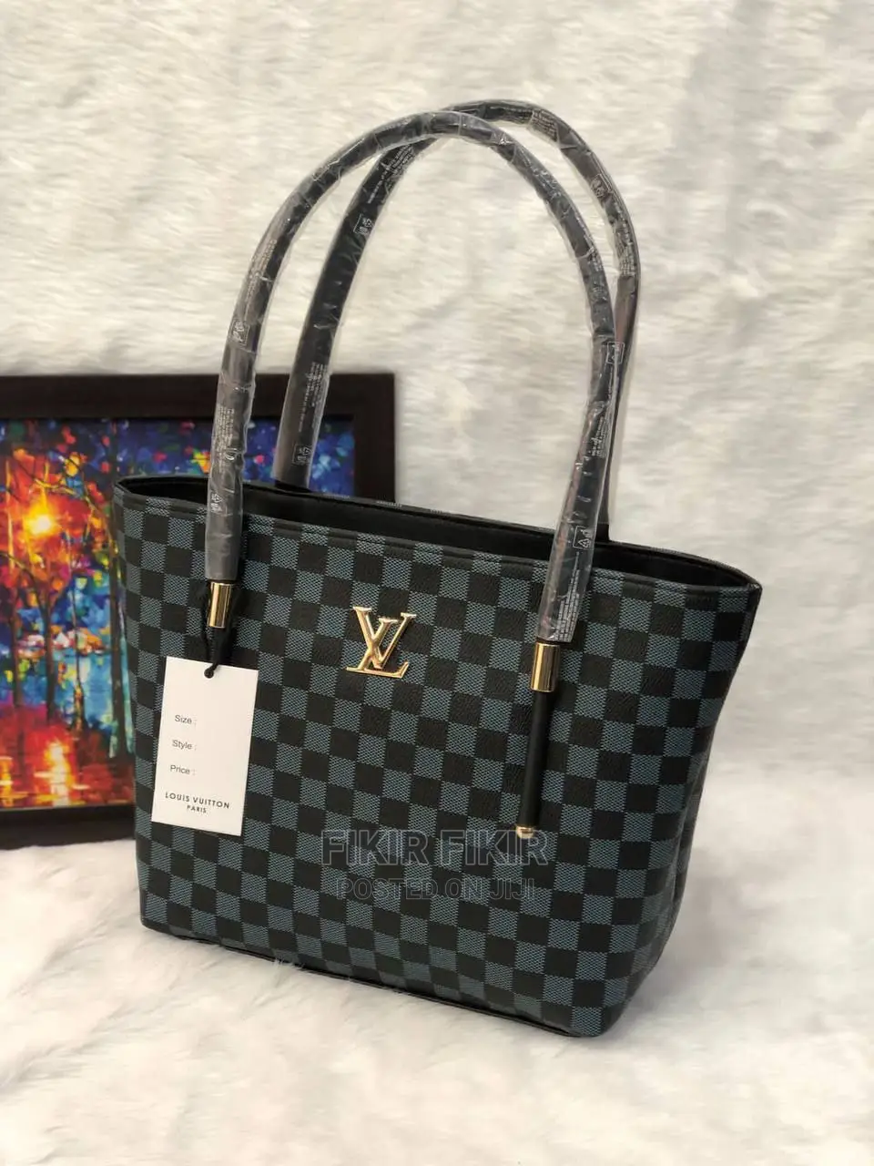 Louis Vuitton Ladies Hand Bag