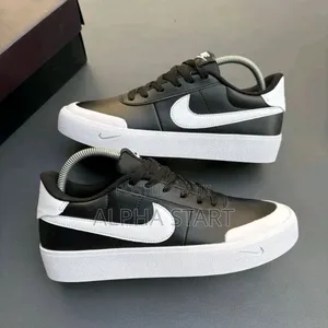 Photo - Nike Sb Flat High Master Quality Smooth Sneaker
