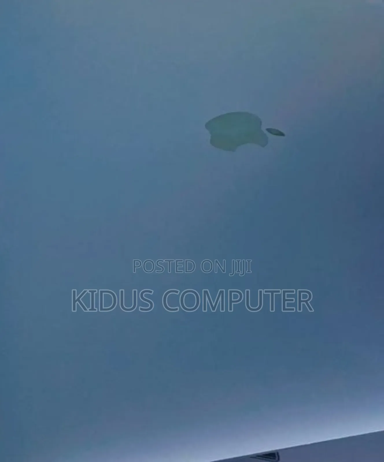 New Laptop Apple MacBook Pro 2017 16GB Intel Core I7 SSD 512GB