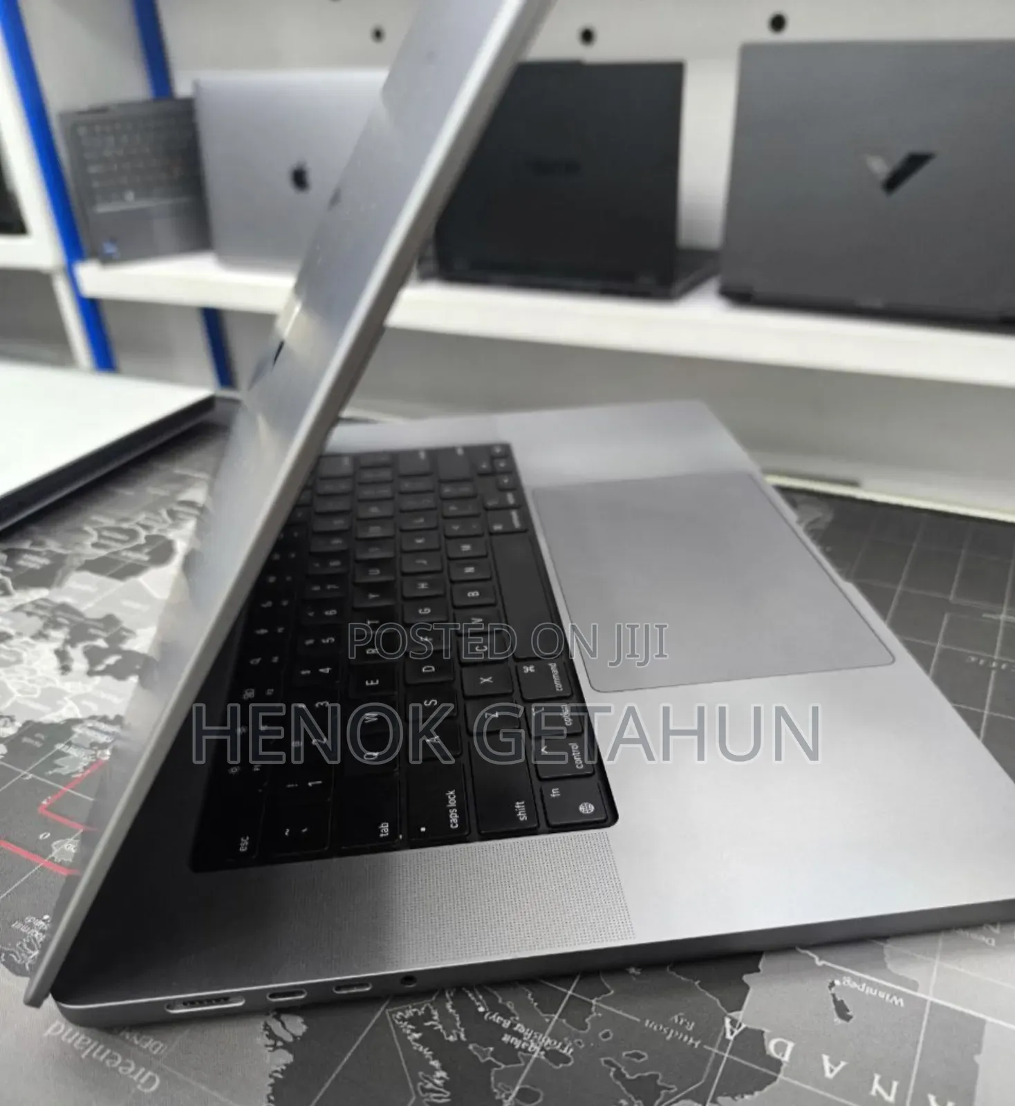 New Laptop Apple MacBook Pro M1 64GB Apple M1 Pro SSD 1T