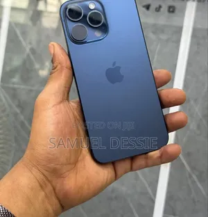 New Apple iPhone 15 Pro Max 256 GB