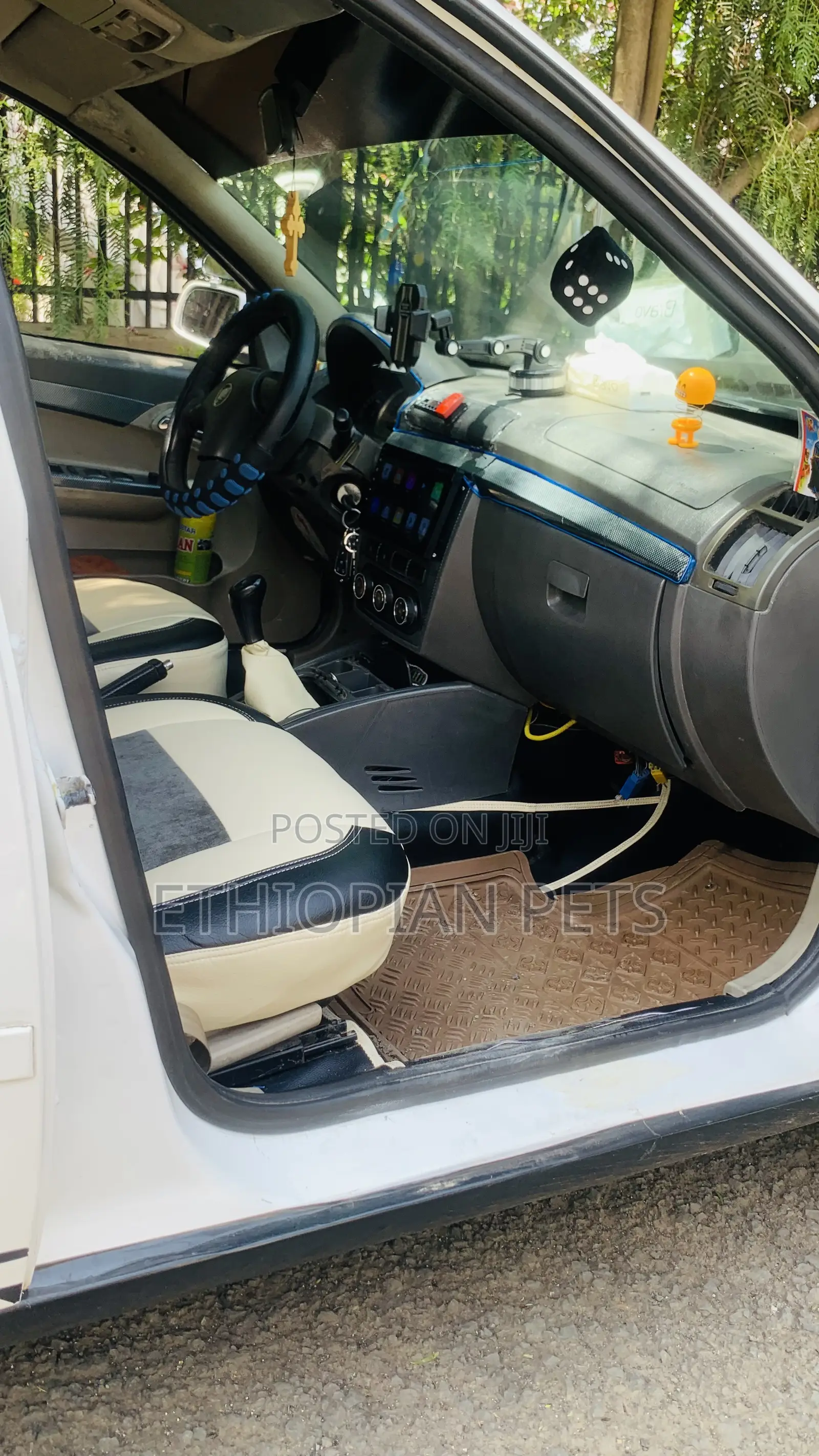 Lifan 520 2012 White