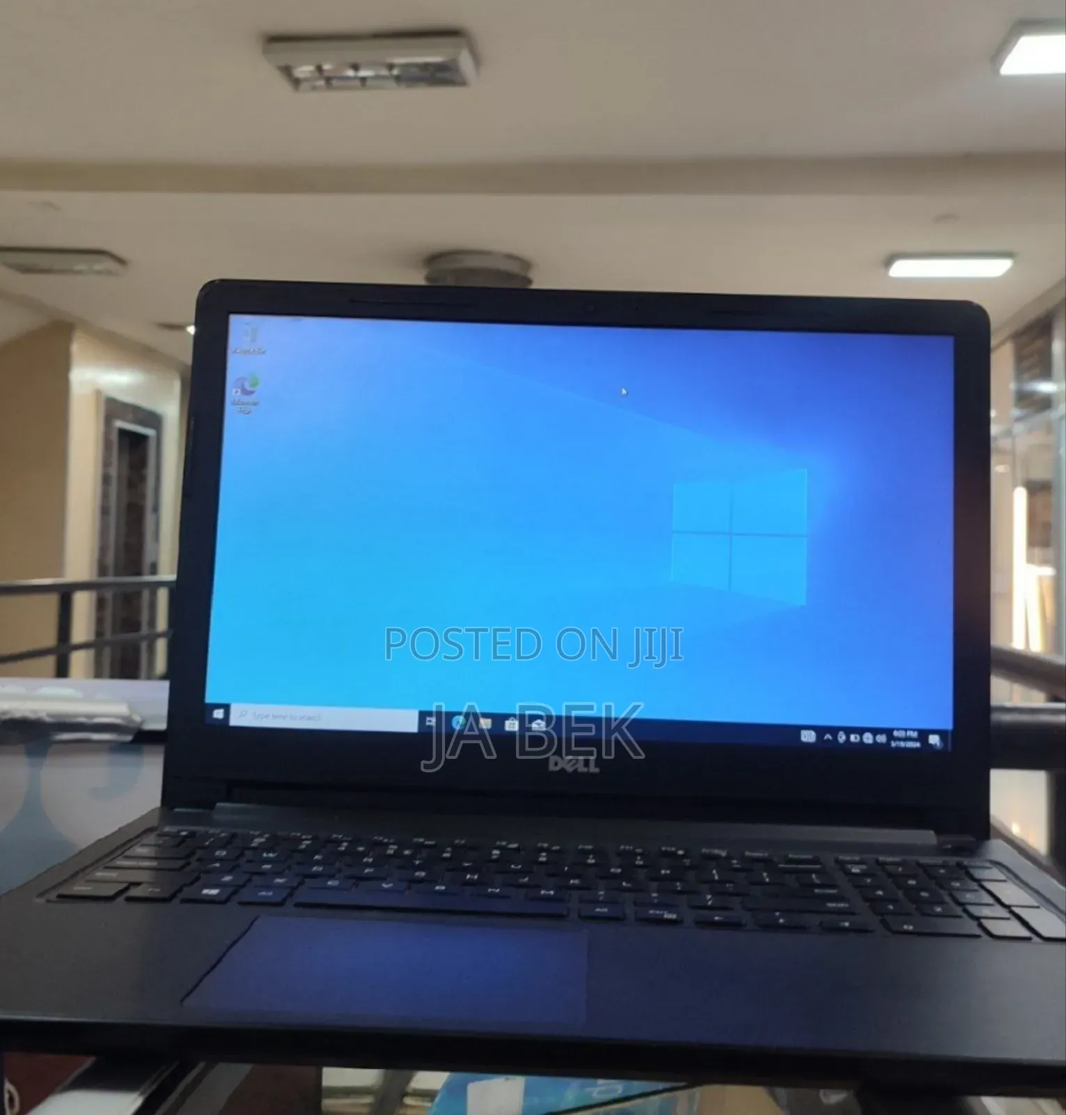 New Laptop Dell Vostro 3000 4GB Intel Core I5 HDD 1T