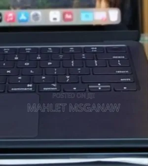 New Laptop Apple MacBook Air 8GB Apple M3 SSD 256GB