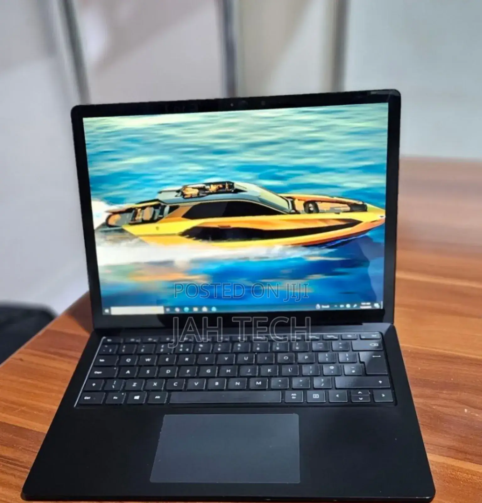 New Laptop Microsoft Surface 16GB Intel Core I7 SSD 256GB
