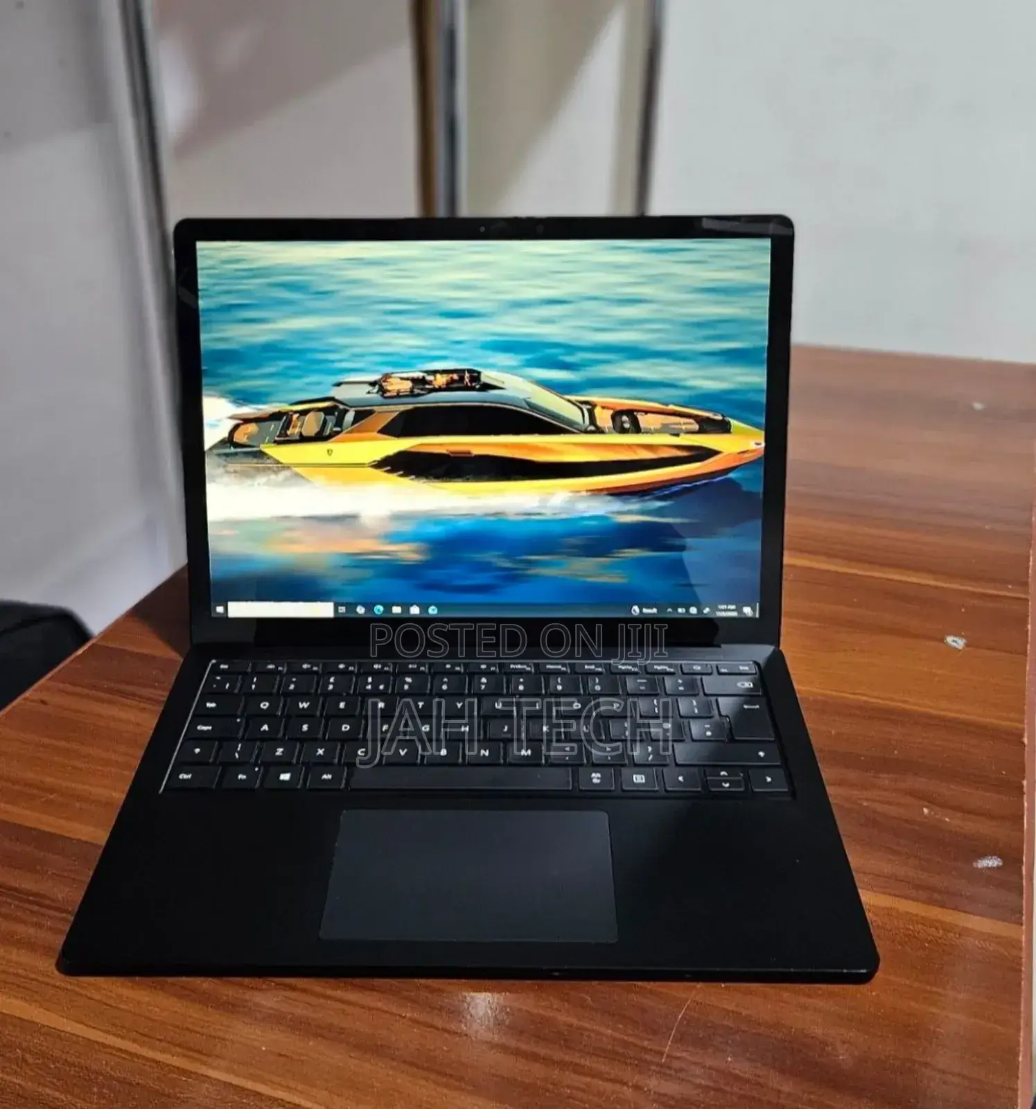New Laptop Microsoft Surface 16GB Intel Core I7 SSD 256GB